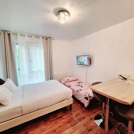 Studio Alpha - 2Min By Train To Disneyland Or 20Min Walk - 5Min Walk To "Val D'Europe" Station Монтеврен Екстер'єр фото