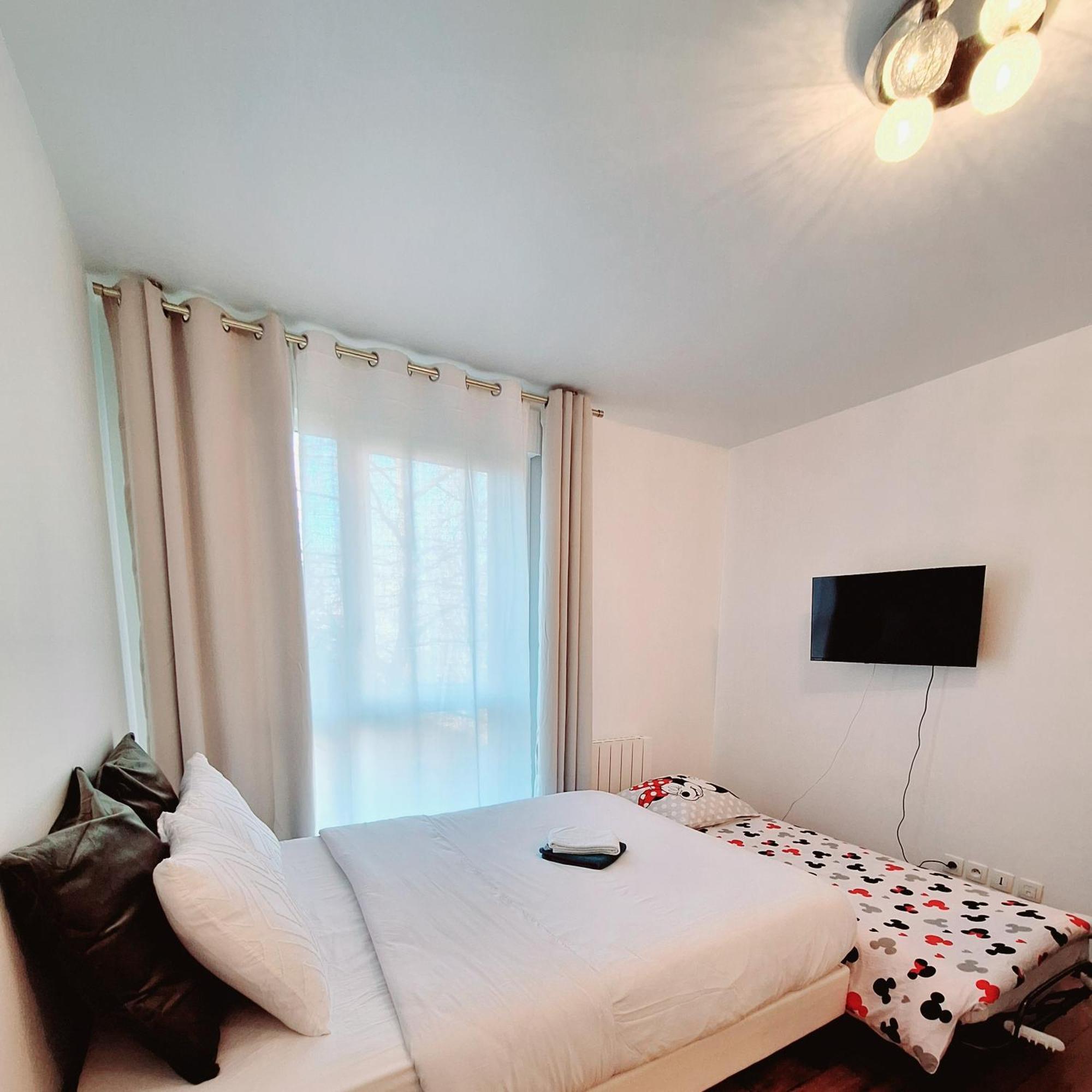 Studio Alpha - 2Min By Train To Disneyland Or 20Min Walk - 5Min Walk To "Val D'Europe" Station Монтеврен Екстер'єр фото