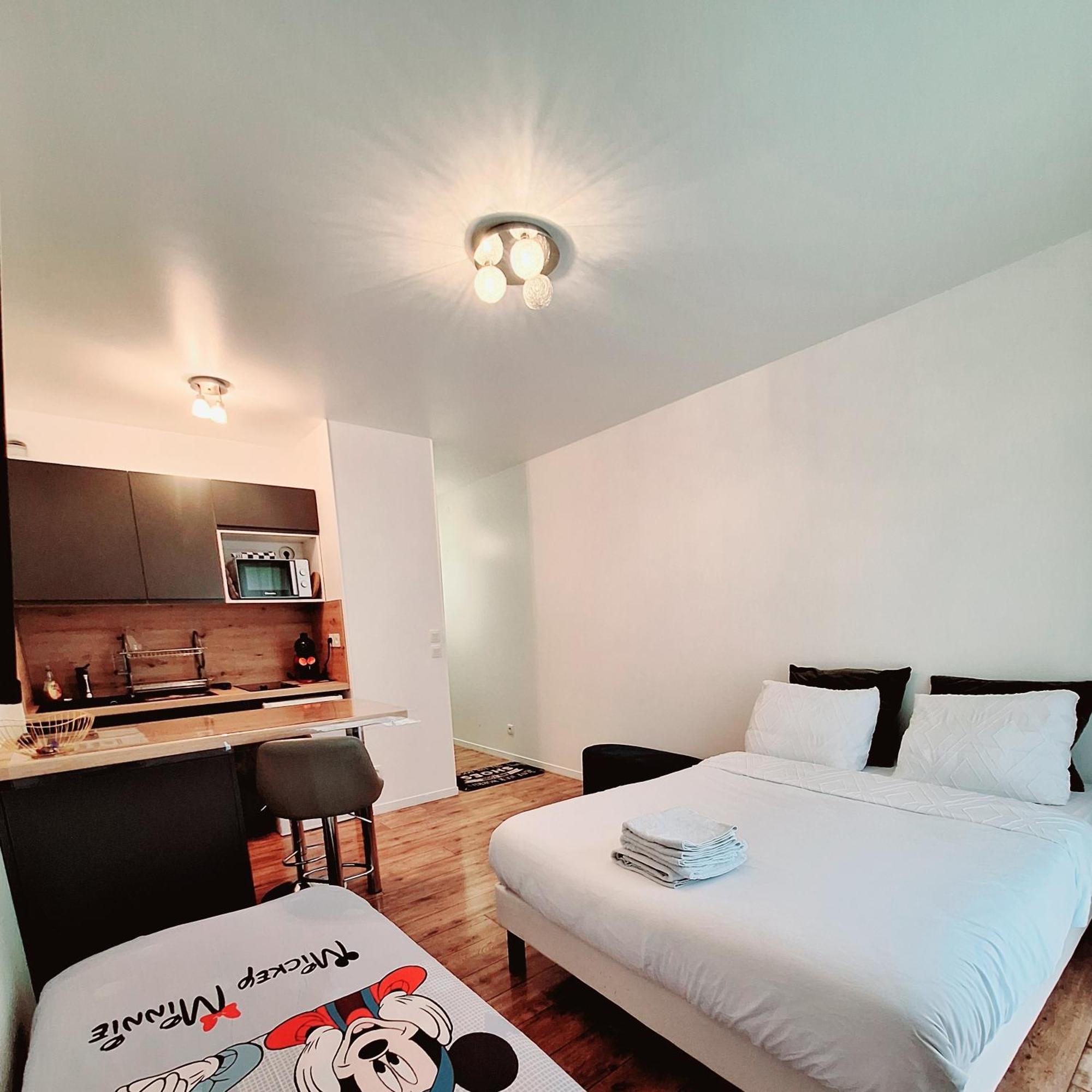 Studio Alpha - 2Min By Train To Disneyland Or 20Min Walk - 5Min Walk To "Val D'Europe" Station Монтеврен Екстер'єр фото